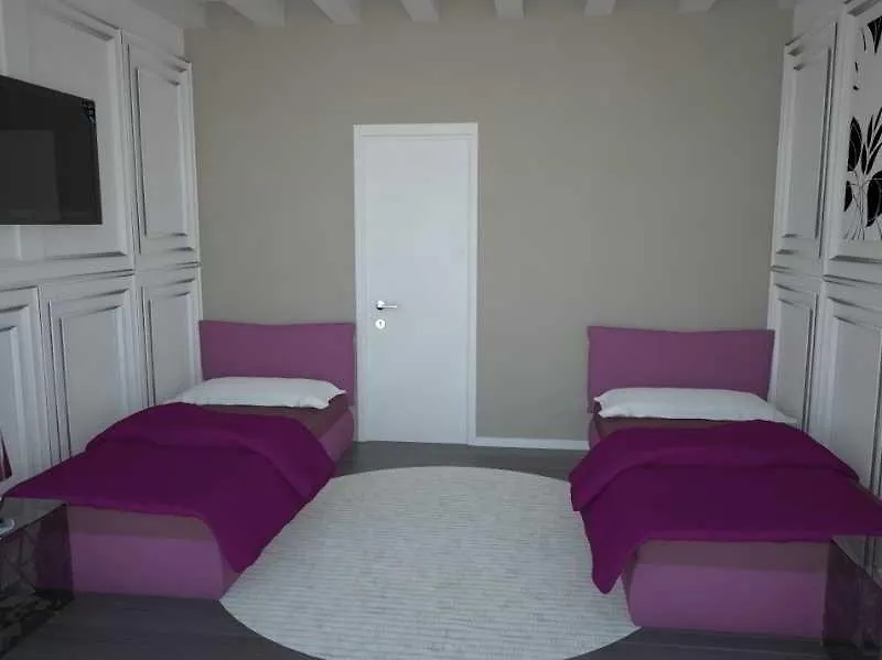 Art Deco Apartment Venise